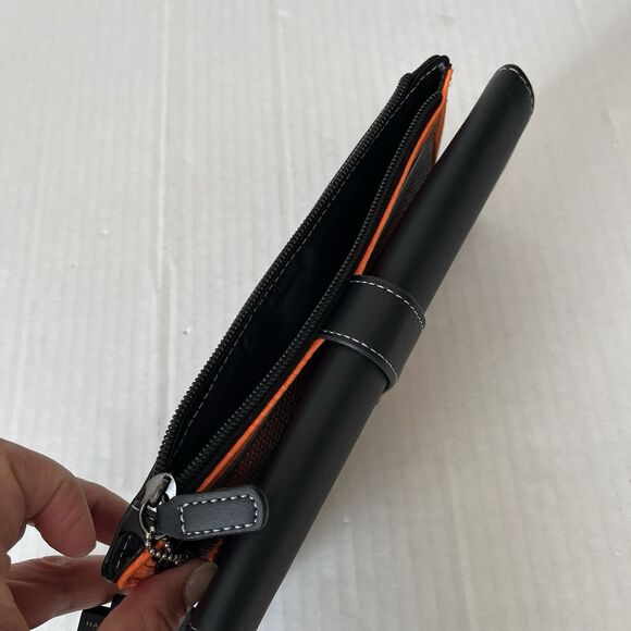 HARLEY-DAVIDSON TRAVEL TECH TRI-FOLD PORTABLE CORD ORGANIZER/WALLET - Picture 11 of 15